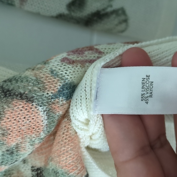 J Jill Linen blend v neck lightweight Boho Pullover Coastal floral print M - Picture 4 of 6